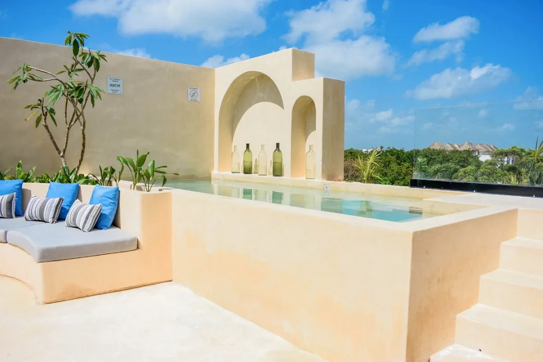 ETERNA RESIDENCES