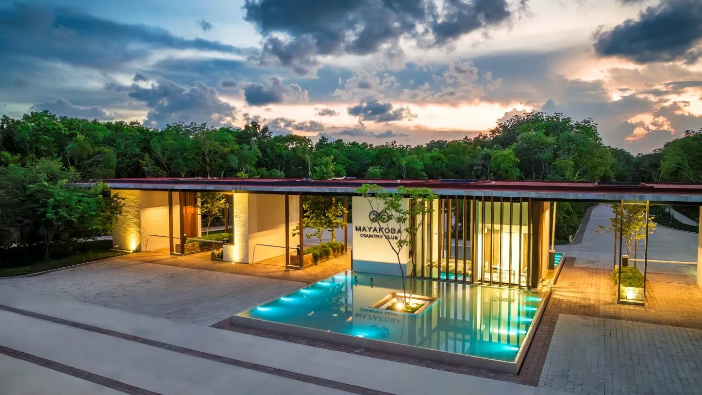 MAYAKOBA COUNTRY CLUB - RESIDENTIAL LOT - Image 1