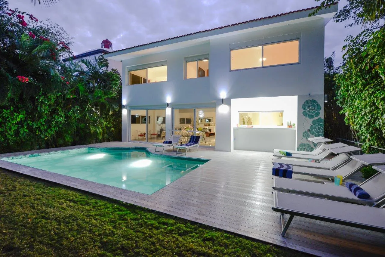 PLAYACAR II - CASA BELFIORE 5 BEDROOM - Image 1