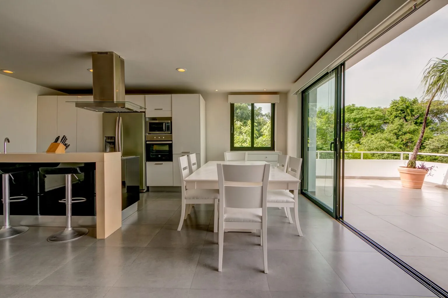 NICK PRICE - 3 HABITACIONES C312 - Image 1
